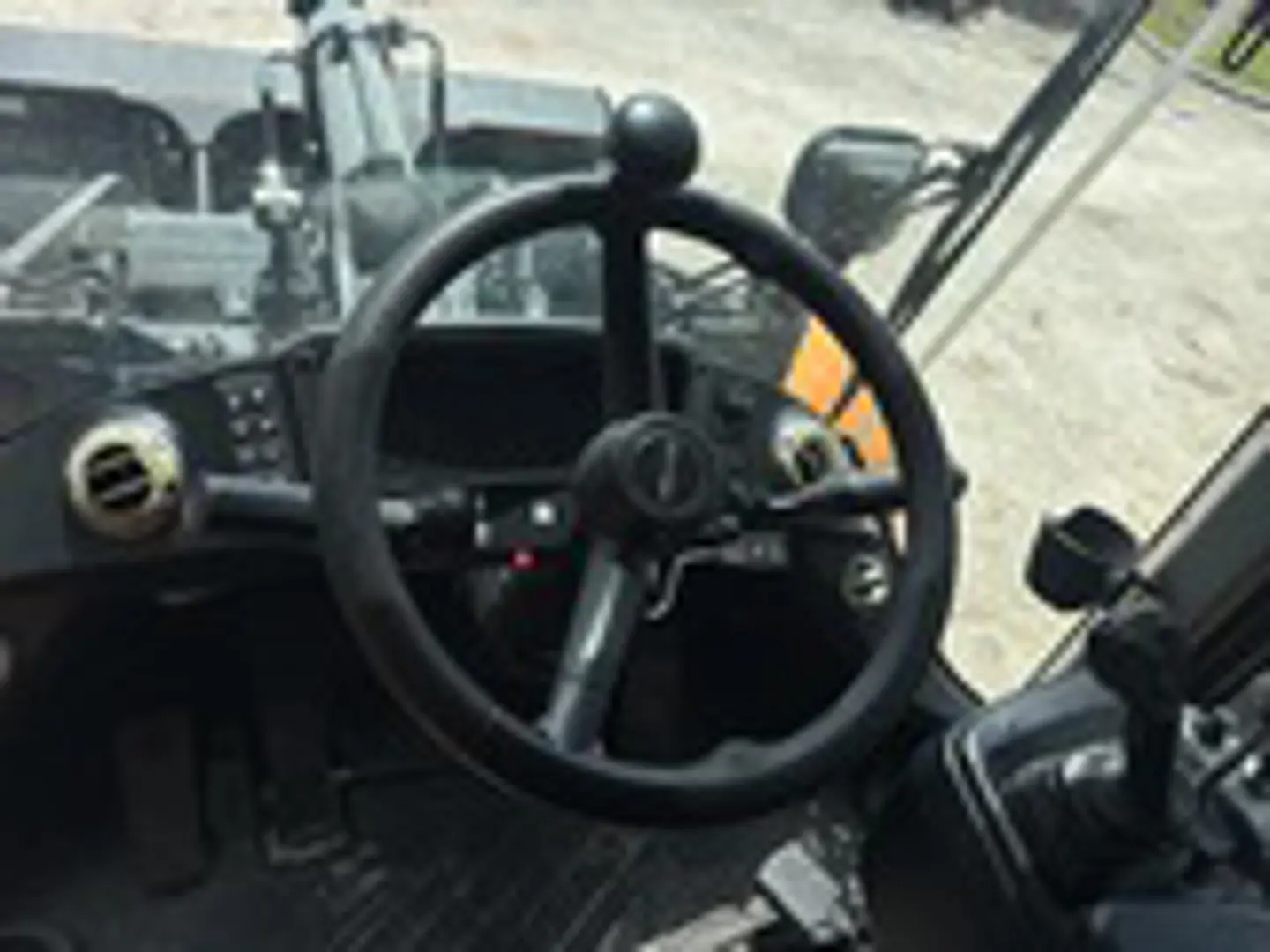 img2